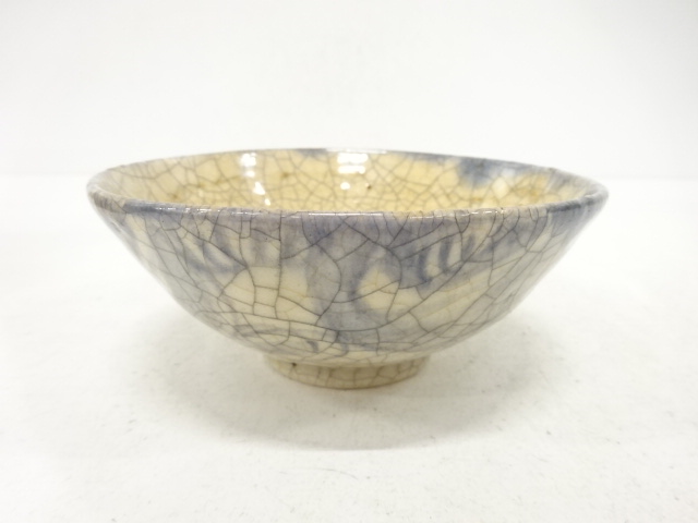 JAPANESE TEA CEREMONY / TEA BOWL CHAWAN / BLUE & WHITE (PORCELAIN) / ARTISAN WORK